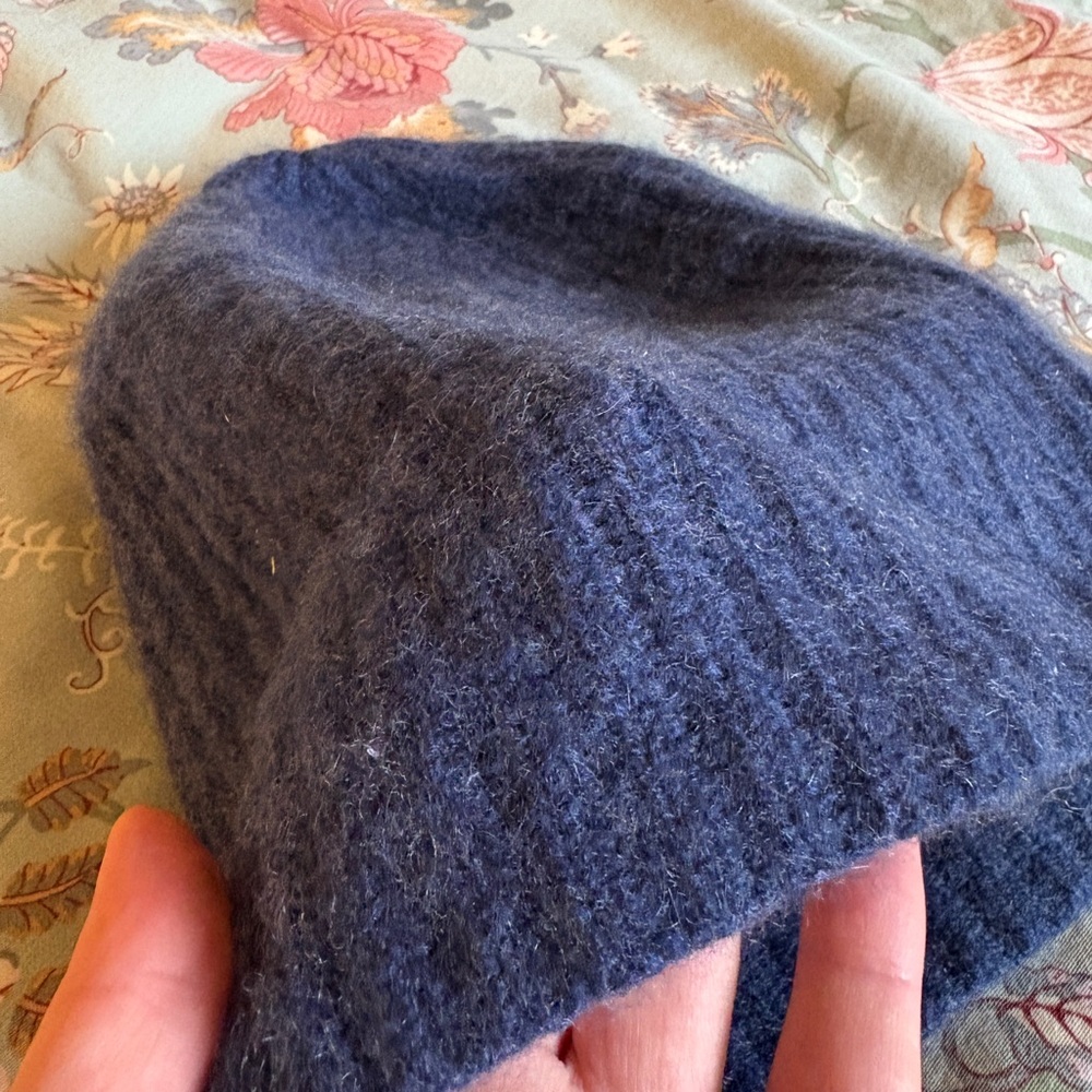 Cashmere beanie - Picture 3 of 4